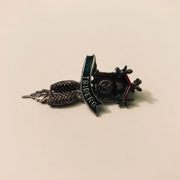 Vintage Triberg Germany Cuckoo  Clock Souvenir Lapel Pin Brooch - Picture 4 of 10